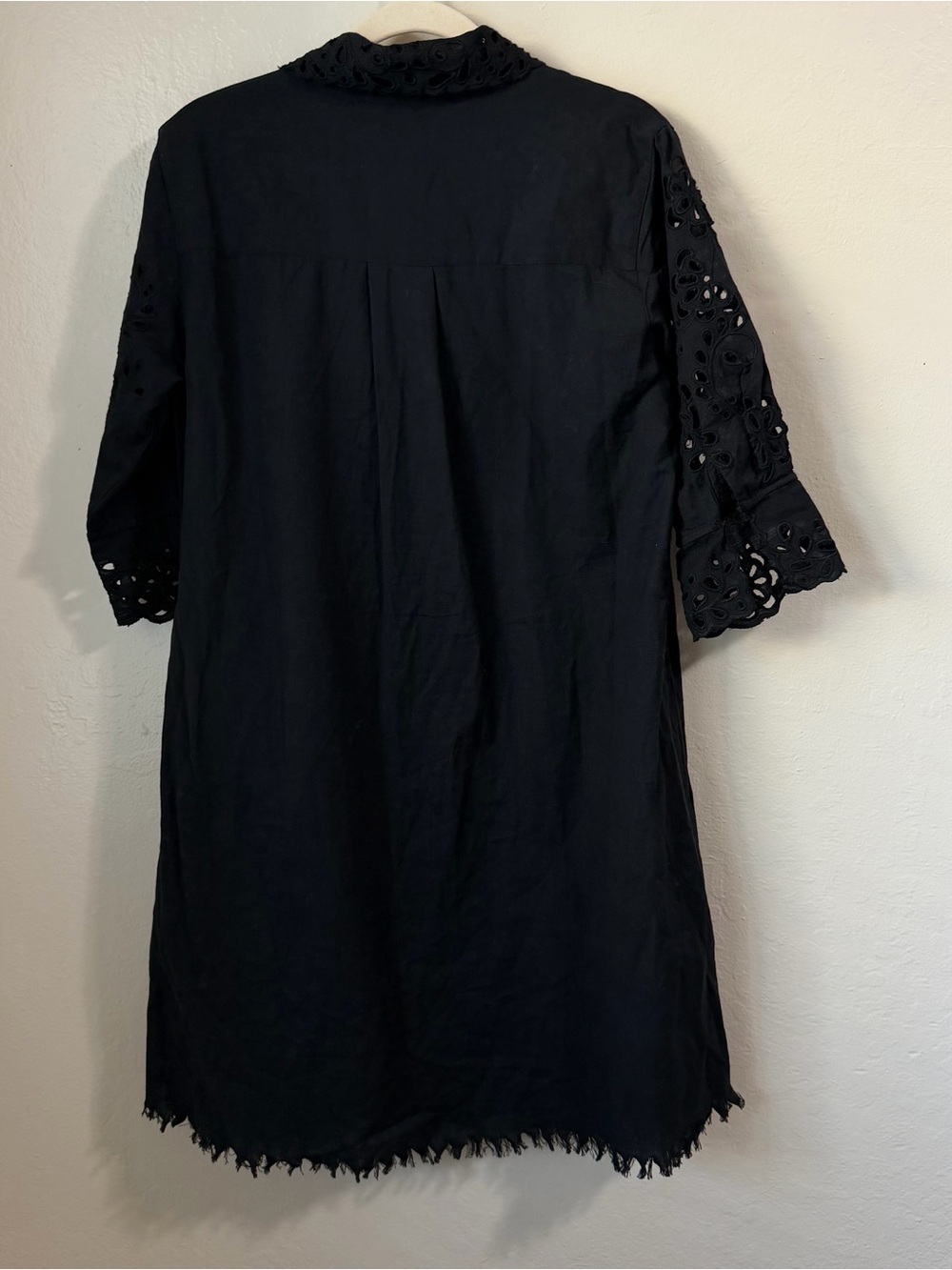 Connie Roberson Black Eyelet Button Down Tunic Shirtdress XS w/ pockets like new - Picture 8 of 10